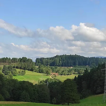 Gite La Roche Bertignat Buitenkant foto